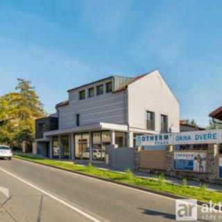 Pronájem obchodu 526 m² Praha