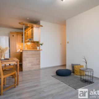 Pronájem bytu 2+kk 46 m² Neratovice, 17. listopadu