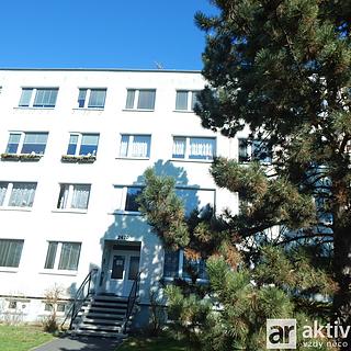 Prodej bytu 1+kk a garsoniéry 34 m² Louny, Lipová