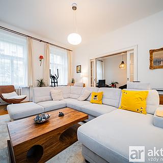 Pronájem bytu 4+1 134 m² Praha Vinohrady, Polská