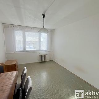 Pronájem bytu 1+kk a garsoniéry 24 m² Neratovice, 28. října