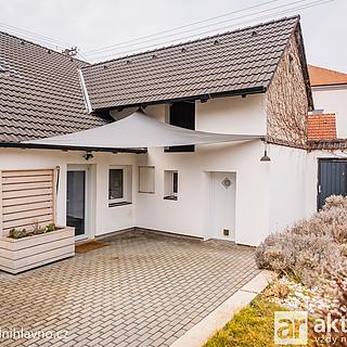 Prodej rodinného domu 192 m&sup2; Kostelní Hlavno