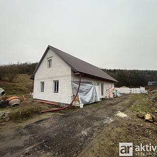 Prodej rodinného domu 102 m² Medonosy Chudolazy