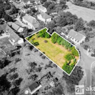 Prodej stavební parcely 1690 m² Horní Počaply