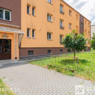 Prodej bytu 3+kk 65 m² Neratovice, Za Obchody