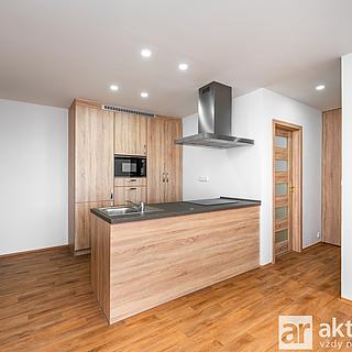 Pronájem bytu 2+kk 51 m² Praha