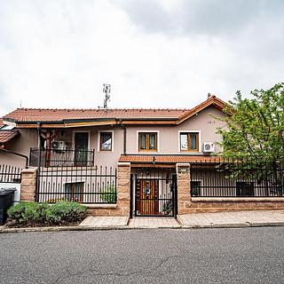 Prodej rodinného domu 547 m² Most, V Sadech