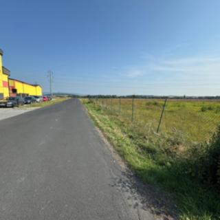 Prodej komerčního pozemku 19 147 m² Všehrdy