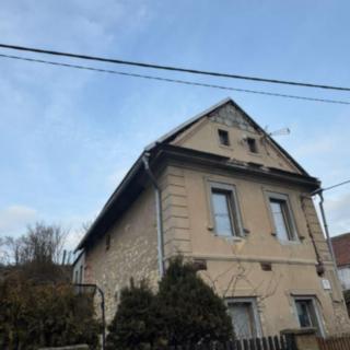 Prodej rodinného domu 400 m² Polepy Encovany