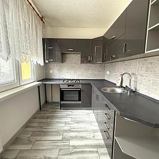 Pronájem bytu 3+1 62 m² Chomutov, Jirkovská