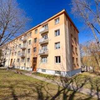 Prodej bytu 3+1 56 m² Teplice Řetenice, Buzulucká
