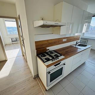 Pronájem bytu 3+1 62 m&sup2; Most