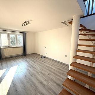 Pronájem bytu 3+1 100 m² Most, Vinohradská