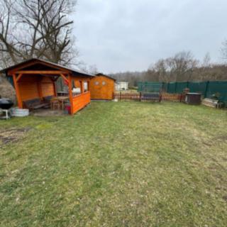 Prodej zahrady 481 m² Louka u Litvínova, Husova
