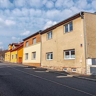 Prodej rodinného domu 182 m&sup2; Dubí