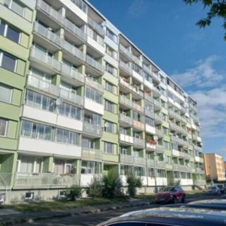 Prodej bytu 2+1 57 m² Chomutov, Stavbařská