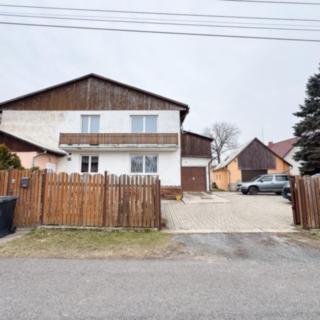 Prodej rodinného domu 225 m² Lukov Štěpánov