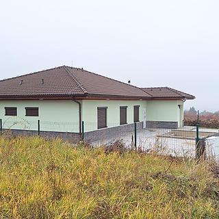 Prodej rodinného domu 120 m² Modlany Kvítkov