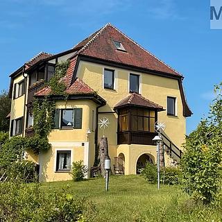 Prodej rodinného domu, 320m&sup2;