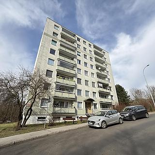 Prodej bytu 1+kk a garsoniéry 32 m² Ústí nad Labem Krásné Březno, Obvodová