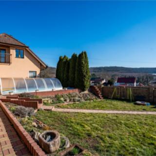 Prodej rodinného domu 200 m² Lužice