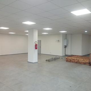 Pronájem obchodu 172 m² Louny, Husova
