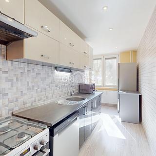 Pronájem bytu 2+1 60 m&sup2; Chomutov