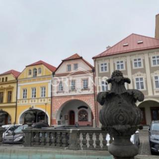 Pronájem bytu 2+kk 63 m² Kadaň, Mírové náměstí