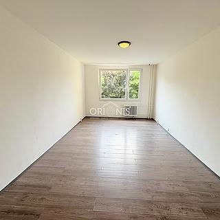 Prodej bytu 2+1 61 m² Chomutov, Holešická