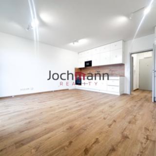 Pronájem bytu 1+kk a garsoniéry 33 m² Roudné, Rolní