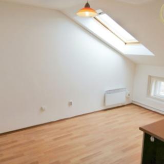 Pronájem kanceláře 14 m² Praha Nusle, náměstí Bratří Synků