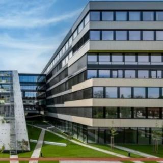 Pronájem kanceláře 466 m² Praha Libeň, Smrčkova