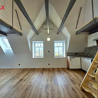 Pronájem bytu 2+kk 85 m² Všenory