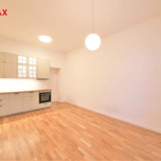 Pronájem bytu 1+kk a garsoniéry 33 m² Praha Bubeneč, Ovenecká