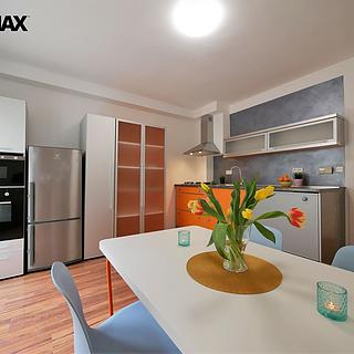 Pronájem bytu 2+1 96 m&sup2; Praha