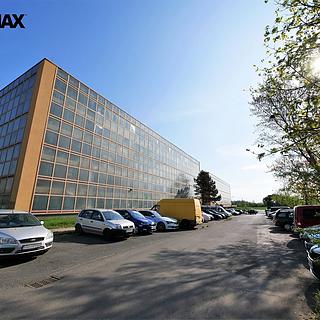 Pronájem garáže 15 m² Praha Střížkov, Lovosická