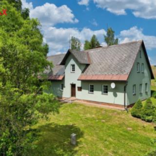 Prodej rodinného domu 271 m² Chotěvice