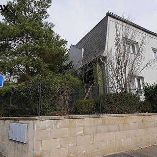 Pronájem rodinného domu 260 m&sup2; Praha