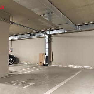 Pronájem parkovacího místa 13 m² Praha Vinohrady, Korunní