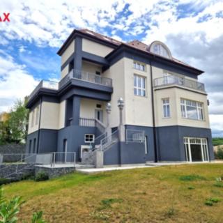 Pronájem kanceláře 676 m² Praha Braník, Branická