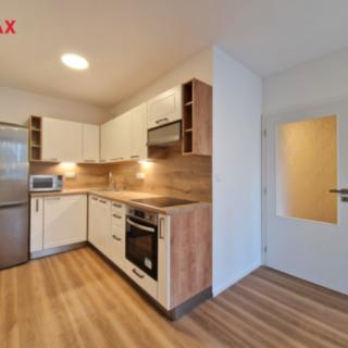 Pronájem bytu 2+kk 41 m² Praha