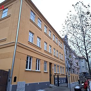 Prodej bytu 2+1 58 m² Znojmo, Rooseveltova