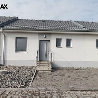 Pronájem rodinného domu 68 m² Suchohrdly, Březová