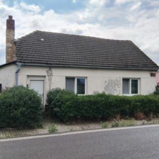 Prodej rodinného domu 100 m² Hevlín