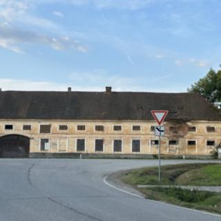 Prodej zemědělské usedlosti 500 m² Hluboká nad Vltavou Munice