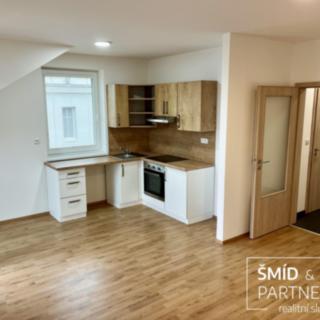 Prodej bytu 3+kk 77 m² Velim