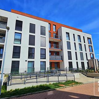 Pronájem bytu 4+kk 90 m² Kolín, Zásmucká