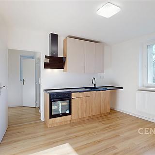 Pronájem bytu 2+kk 40 m² Orlová Město, V Zimném dole