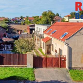 Prodej rodinného domu 218 m² Chrášťany Bylany