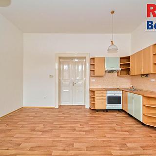 Pronájem bytu 2+kk 50 m&sup2; Český Brod